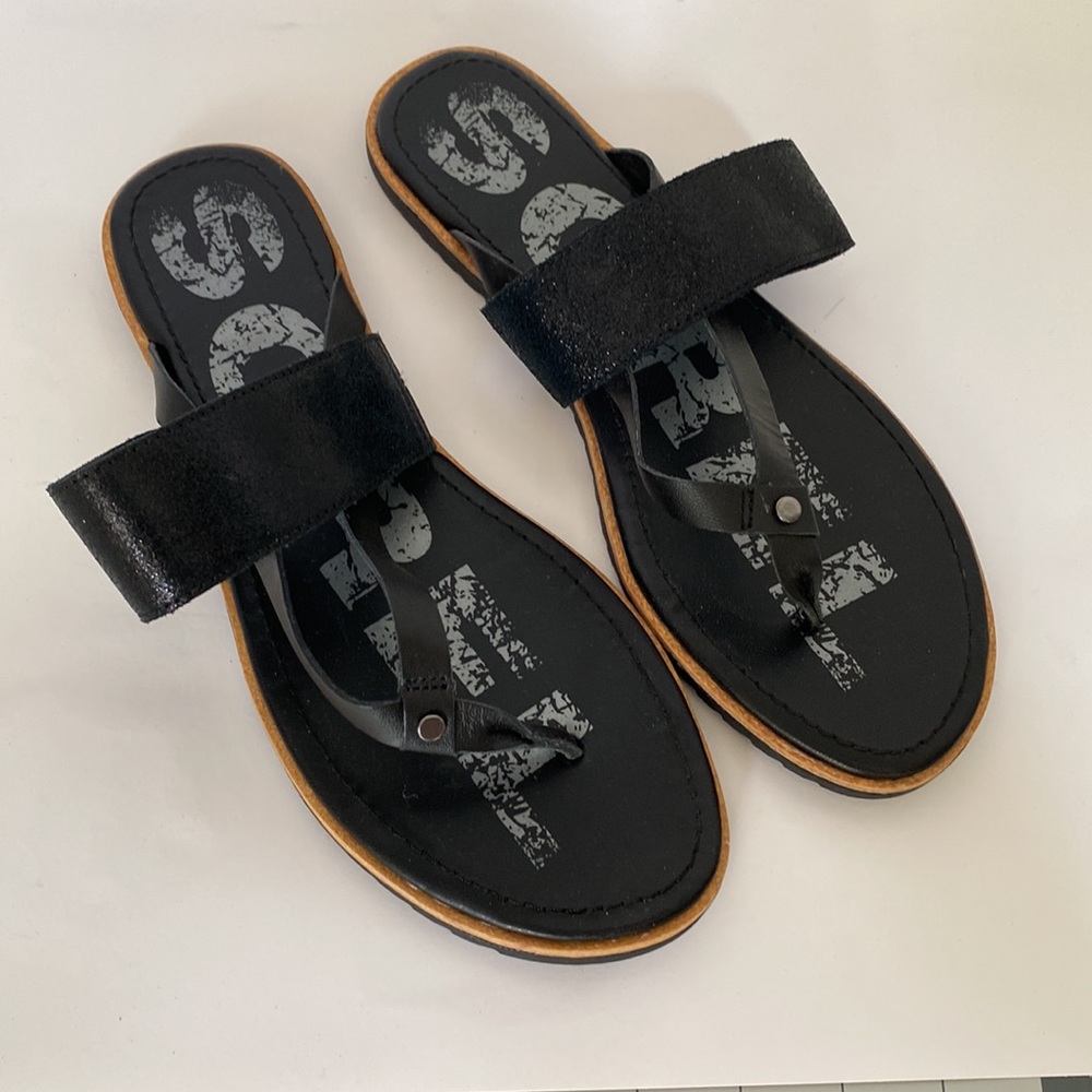 Sorel Sandals